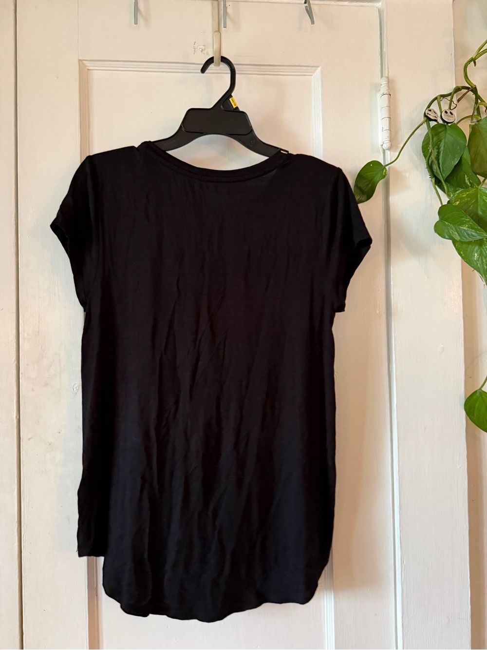 Cable & Gauge Black Short Sleeve Scoop Hem Tee size M - Picture 6 of 7